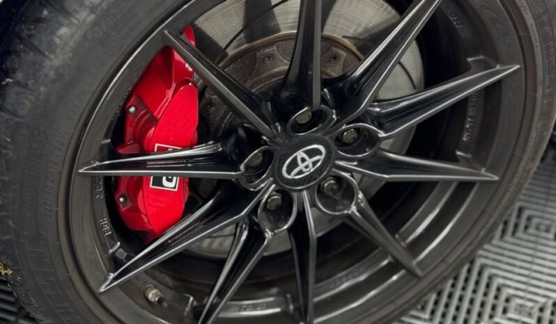 
								2022 Toyota GR Yaris full									