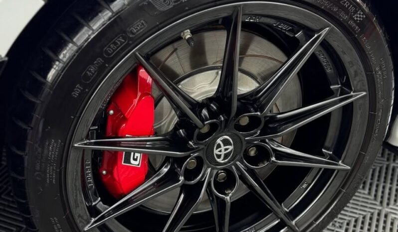 
								2022 Toyota GR Yaris full									