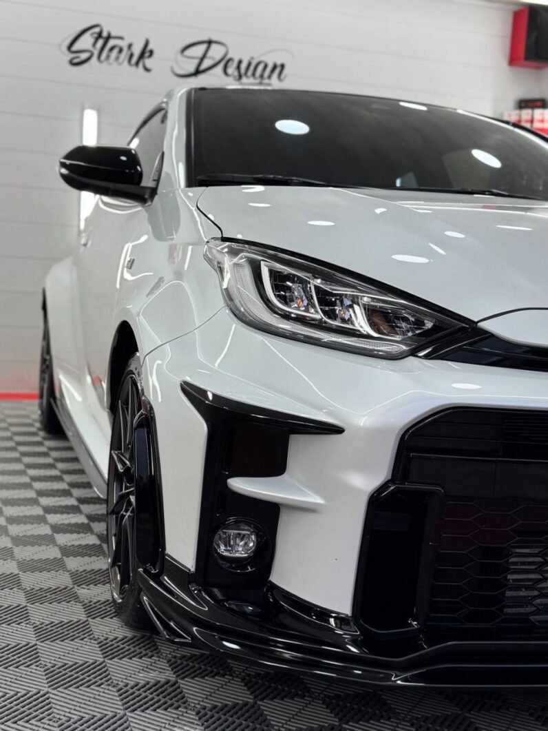 
								2022 Toyota GR Yaris full									