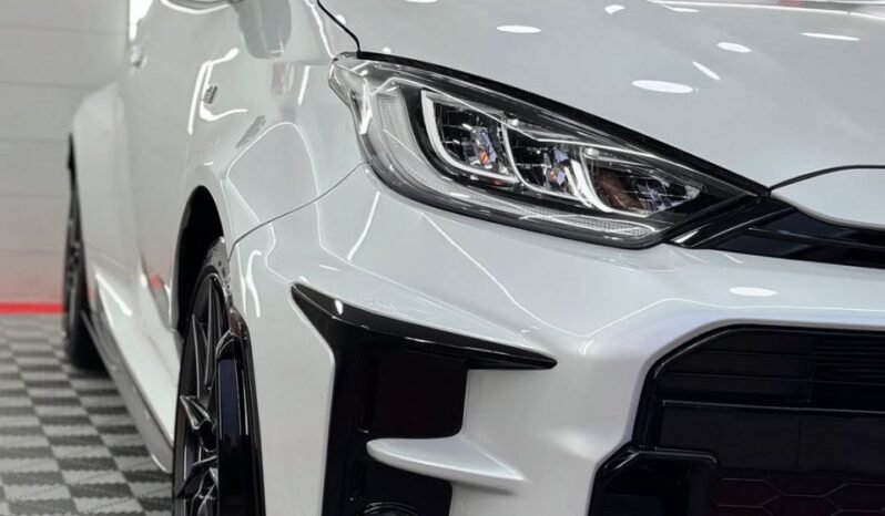 
								2022 Toyota GR Yaris full									