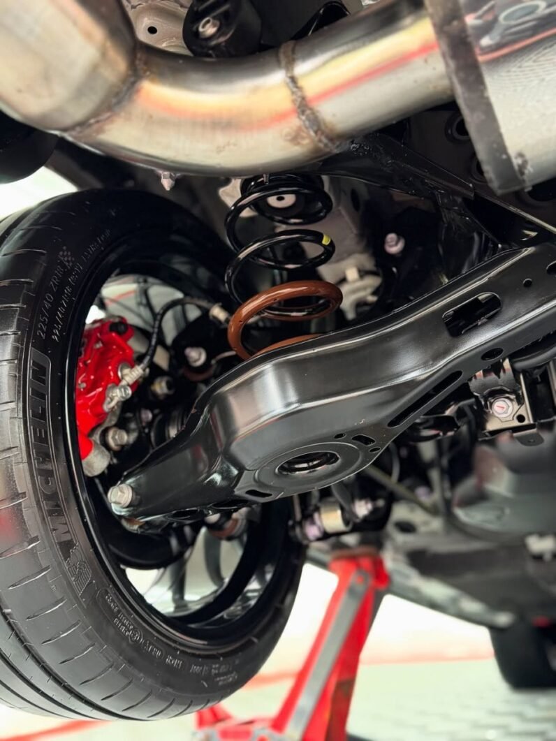 
								2022 Toyota GR Yaris full									