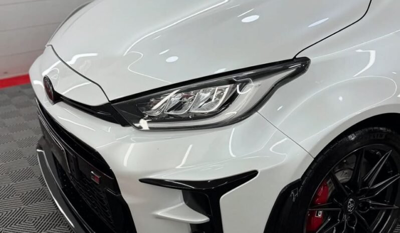 
								2022 Toyota GR Yaris full									