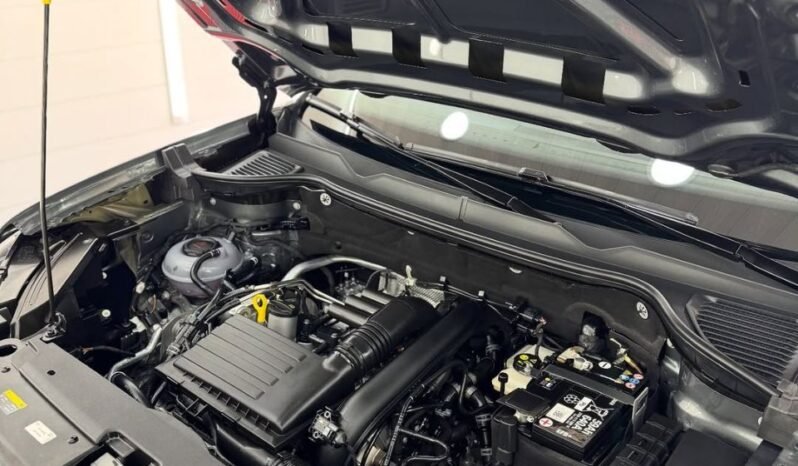 
								2022 Volkswagen Taos full									