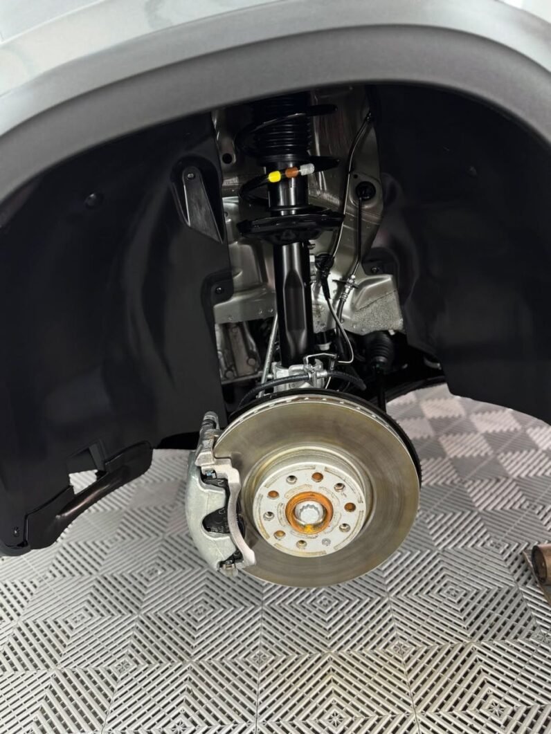 
								2022 Volkswagen Taos full									