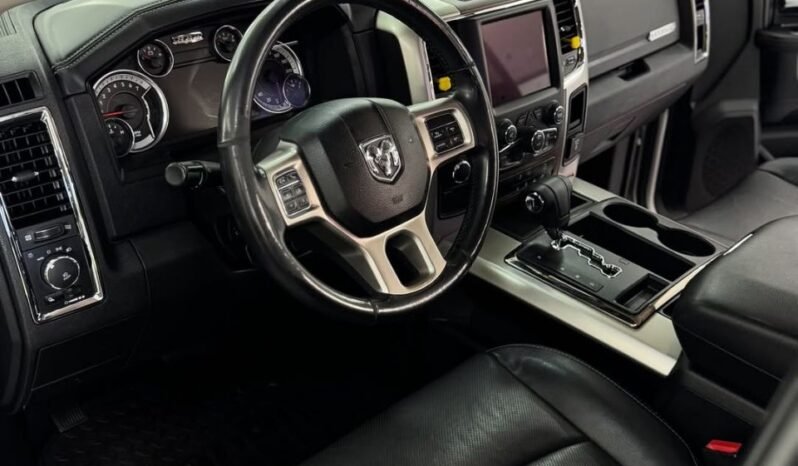 
								2015 Ram 1500 5.7L HEMI V8 full									