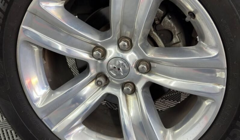 
								2015 Ram 1500 5.7L HEMI V8 full									