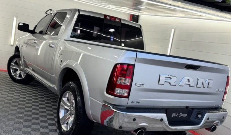 
								2015 Ram 1500 5.7L HEMI V8 full									