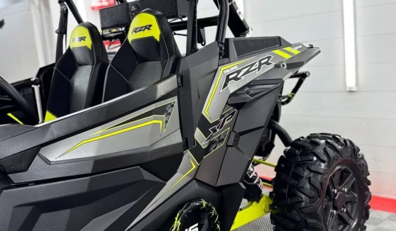 
								Polaris RZR 1000 XP full									