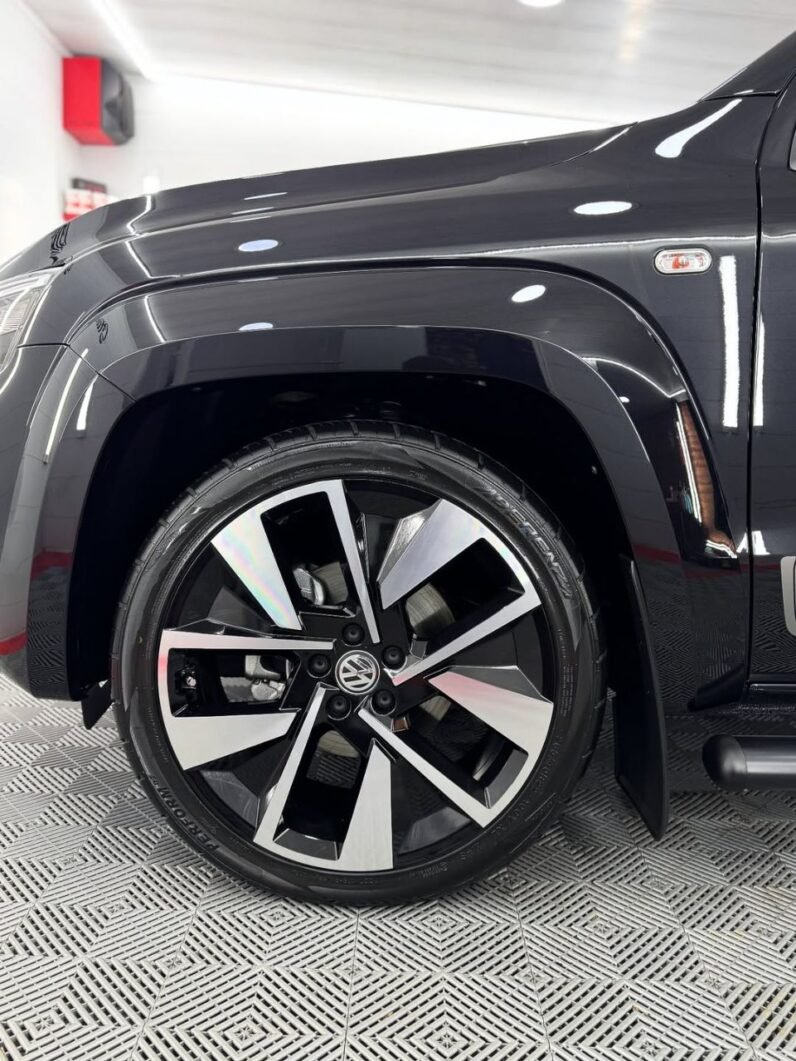 
								2021 Volkswagen Amarok V6 Highline / Extreme full									