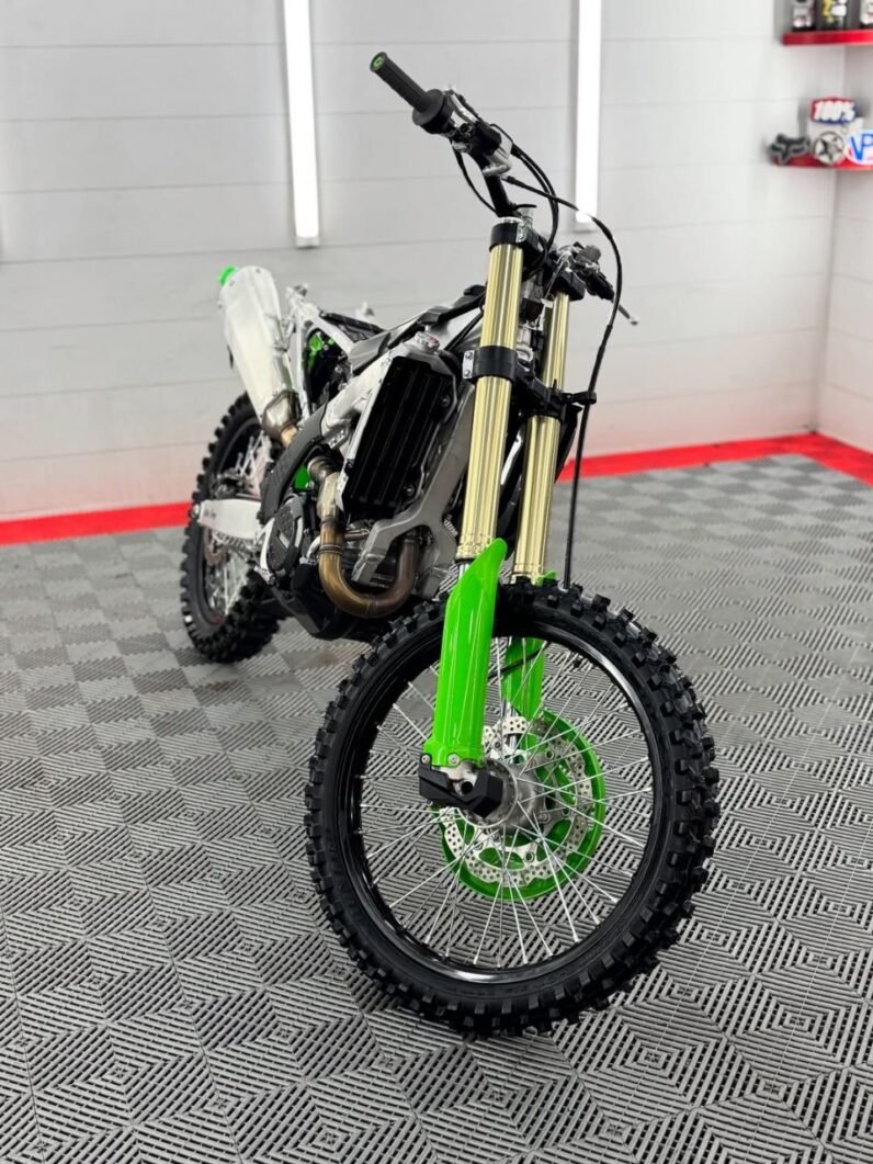 
								2022 Kawasaki KX450 full									